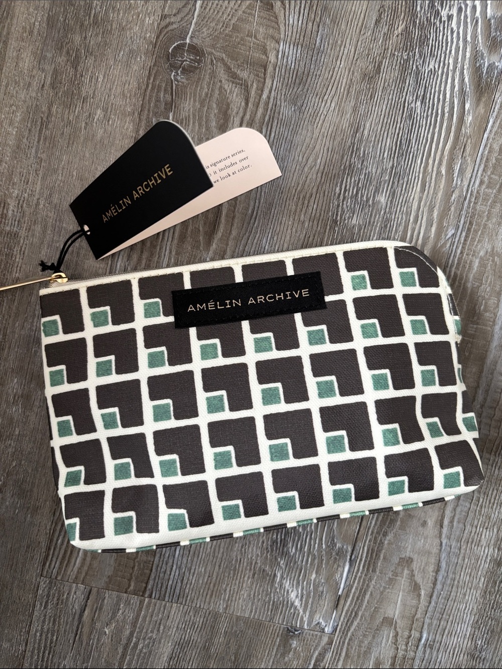 Amelin Archive cosmetic pouch